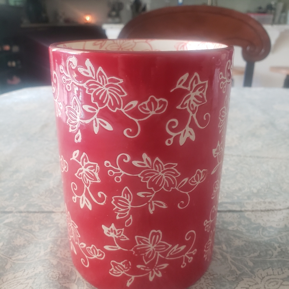 TEMPTATIONS  Utensil Holder